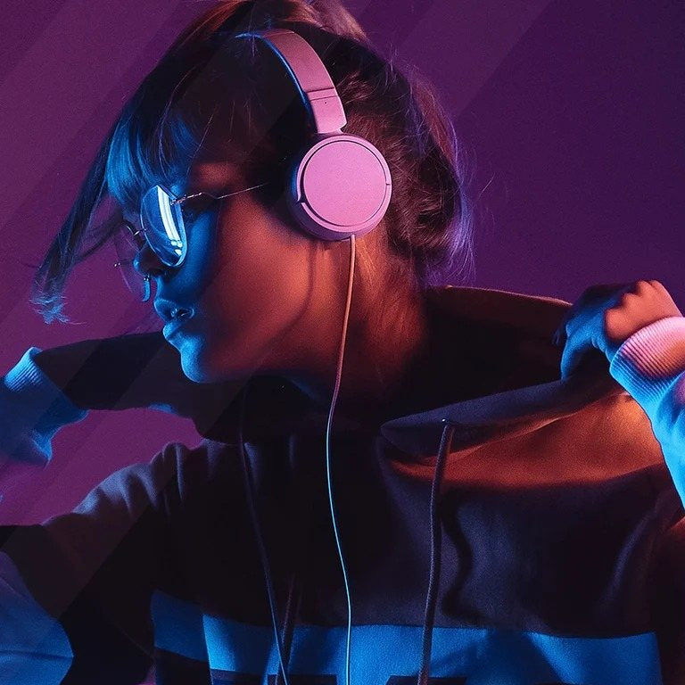 Pop On-Ear Headphones in Pastel Pink